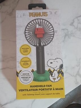4/$60 New Peanuts Snoopy Handheld Fan With Tabletop Stand